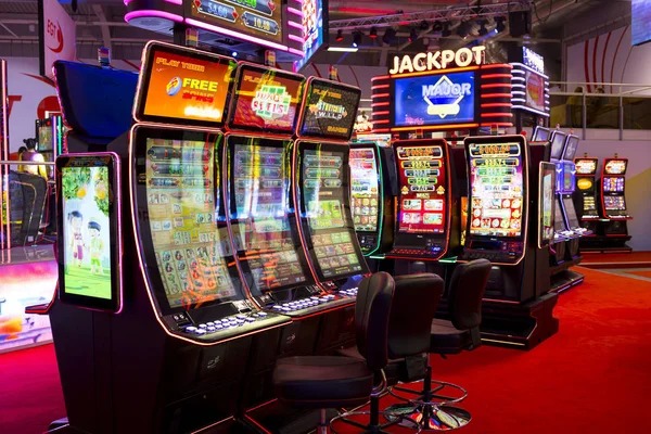 Our air88 Dragon Tiger Sic Bo and roulette studio layout